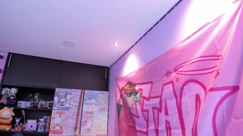     online show from November 2025 09:41:02 PM