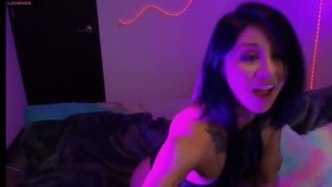 Snapshot of vero_succubare chatting on March 2026 04:22:01 PM Vero Succubare online show from March 2026 04:22:01 PM