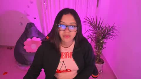 Verolake online show from February 2025 04:55:01 PM