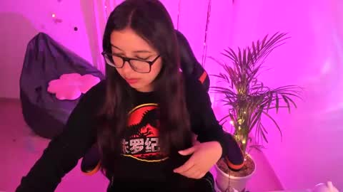 Verolake online show from February 2025 10:51:01 AM