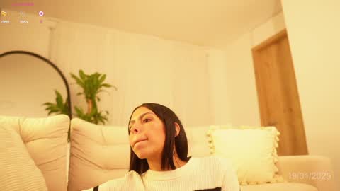 Snapshot of veronica_mendez1 chatting on January 2025 11:34:02 AM Veronica online show from January 2025 11:34:02 AM