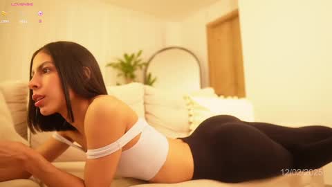 Snapshot of veronica_mendez1 chatting on February 2025 01:19:01 AM Veronica online show from February 2025 01:19:01 AM