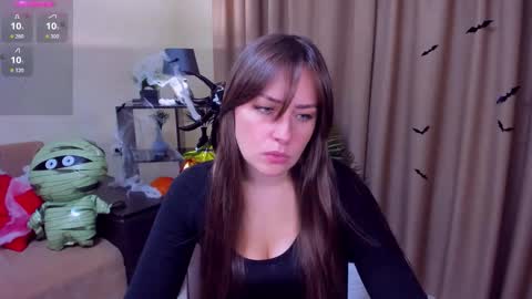 Veronica online show from October 2025 10:01:01 AM