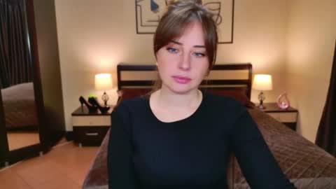 Veronica online show from November 2025 05:02:01 AM