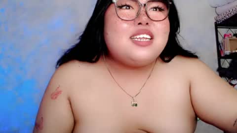 Snapshot of veronicakisses chatting on July 2026 09:05:02 AM MS. VERONICA 22 I love Aza 3 online show from July 2026 09:05:02 AM