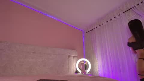 Snapshot of veronicamartin_ chatting on November 2025 09:36:02 PM Vero online show from November 2025 09:36:02 PM