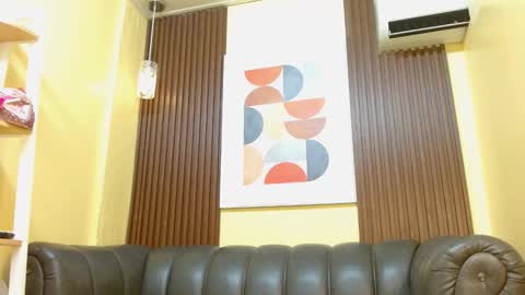 Veronica Robles online show from October 2025 08:32:01 PM