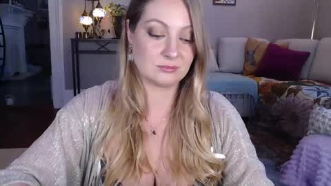 Veronica Weston online show from February 2025 08:26:02 PM