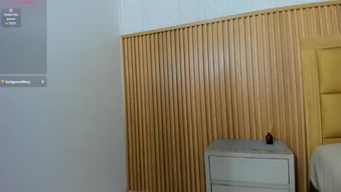 Snapshot of veronicawilson chatting on November 2025 01:33:01 PM Veronica online show from November 2025 01:33:01 PM