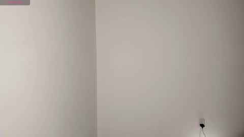 Snapshot of veronicawilson chatting on November 2025 04:59:02 AM Veronica online show from November 2025 04:59:02 AM