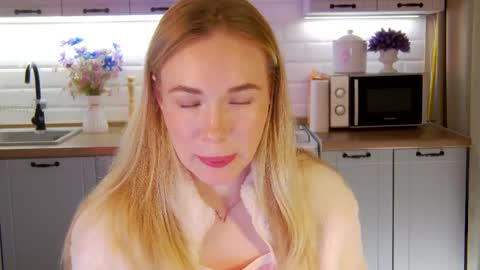 Veronika online show from September 2025 05:40:02 PM