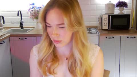 Veronika online show from October 2025 02:51:02 PM