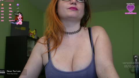 Snapshot of veronikavonk chatting on December 2025 01:31:01 PM Veronika von Kleist online show from December 2025 01:31:01 PM