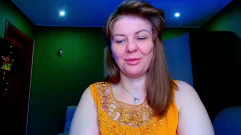 Snapshot of veronikawgold chatting on May 2026 11:00:02 PM VeronikawGold online show from May 2026 11:00:02 PM