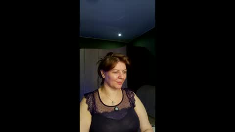 Snapshot of veronikawgold chatting on May 2026 11:54:01 PM VeronikawGold online show from May 2026 11:54:01 PM