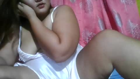 Snapshot of versatile_hottie_asian chatting on June 2026 09:14:01 AM versatile_hottie_asian online show from June 2026 09:14:01 AM