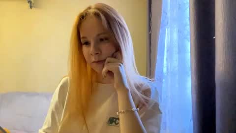 Lina online show from June 2026 12:11:01 PM