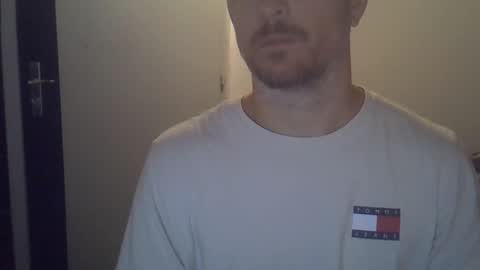 veryhotpervert online show from October 2025 06:19:01 AM