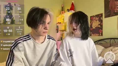 veryraretwins online show from February 2025 10:28:02 PM