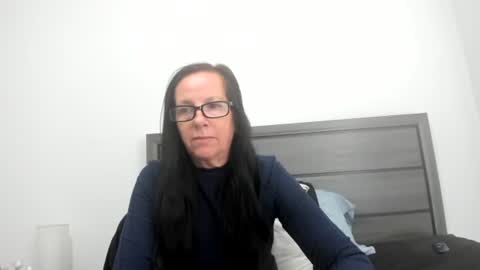 Snapshot of verysassypeachgoddess chatting on November 2025 01:42:02 PM verysassypeachgoddess online show from November 2025 01:42:02 PM