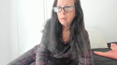 Snapshot of verysassypeachgoddess chatting on May 2026 12:45:02 PM verysassypeachgoddess online show from May 2026 12:45:02 PM