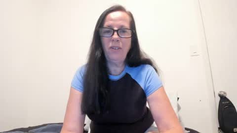 verysassypeachgoddess online show from July 2026 02:14:01 AM