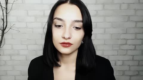 Ana online show from February 2025 05:33:01 PM