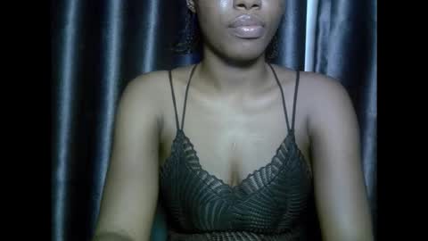 Snapshot of verywetpussy_ chatting on November 2025 10:47:01 AM verywetpussy online show from November 2025 10:47:01 AM