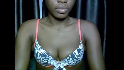 Snapshot of verywetpussy_ chatting on November 2025 06:24:01 AM verywetpussy online show from November 2025 06:24:01 AM