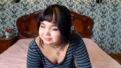 vesper_lynn online show from August 2026 01:16:01 PM