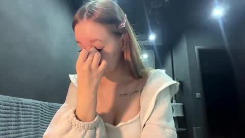 Esta online show from November 2025 02:16:02 PM