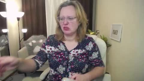 vestawoody online show from November 2025 07:03:01 AM