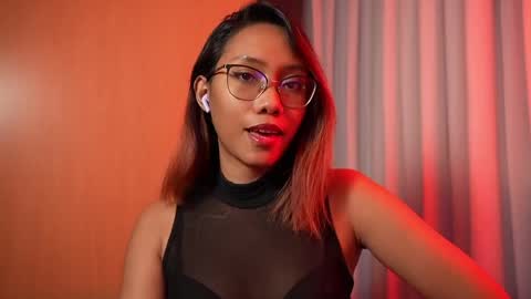 Vexa Nyx online show from May 2026 01:30:02 PM