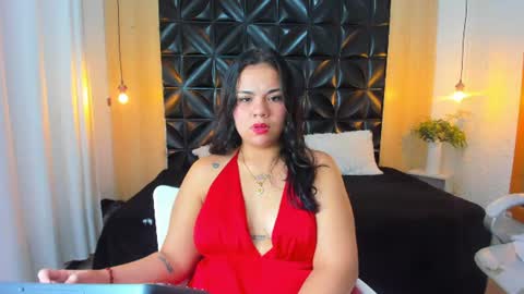Snapshot of veyra_sereny chatting on July 2026 07:05:02 PM Vanesaa online show from July 2026 07:05:02 PM