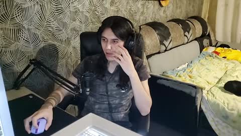 Snapshot of vialeras chatting on January 2025 10:19:01 PM vialeras online show from January 2025 10:19:01 PM