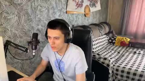 Snapshot of vialeras chatting on February 2025 06:56:01 AM vialeras online show from February 2025 06:56:01 AM