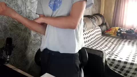 Snapshot of vialeras chatting on February 2025 07:27:02 AM vialeras online show from February 2025 07:27:02 AM