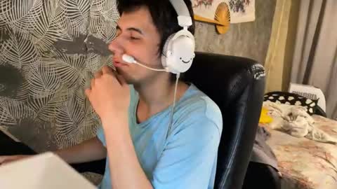 Snapshot of vialeras chatting on September 2025 12:44:02 AM vialeras online show from September 2025 12:44:02 AM