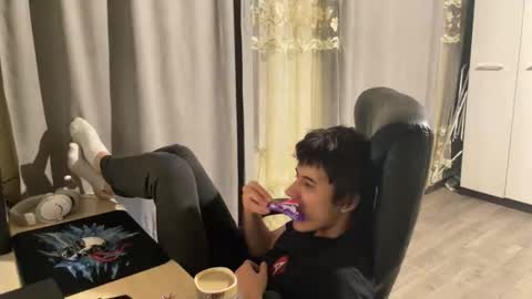 Snapshot of vialeras chatting on September 2025 06:22:02 PM vialeras online show from September 2025 06:22:02 PM