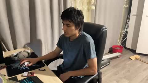 Snapshot of vialeras chatting on October 2025 07:21:01 PM vialeras online show from October 2025 07:21:01 PM