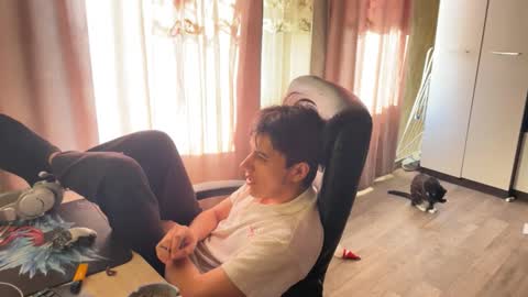 Snapshot of vialeras chatting on October 2025 06:47:01 AM vialeras online show from October 2025 06:47:01 AM