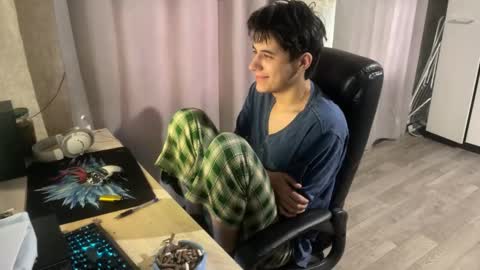 Snapshot of vialeras chatting on November 2025 06:25:01 AM vialeras online show from November 2025 06:25:01 AM