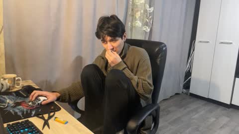 Snapshot of vialeras chatting on November 2025 03:05:01 AM vialeras online show from November 2025 03:05:01 AM