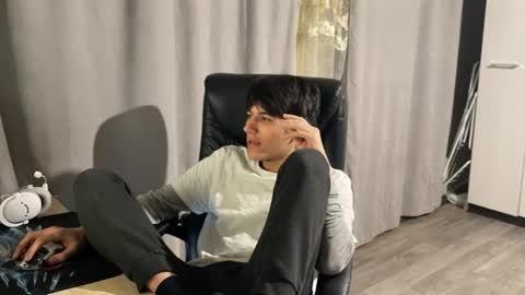 Snapshot of vialeras chatting on December 2025 10:46:02 AM vialeras online show from December 2025 10:46:02 AM