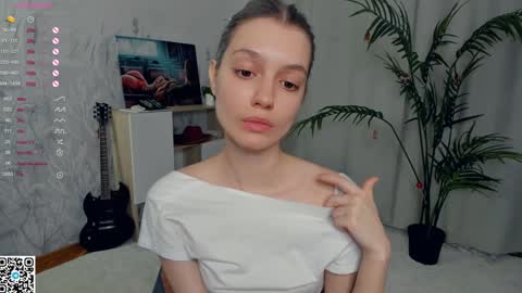 Snapshot of vibes_of_joy chatting on January 2025 07:30:01 AM Mikky online show from January 2025 07:30:01 AM