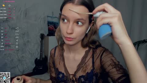 Snapshot of vibes_of_joy chatting on January 2025 07:38:02 AM Mikky online show from January 2025 07:38:02 AM