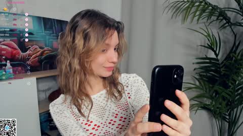 Snapshot of vibes_of_joy chatting on January 2025 07:32:02 AM Mikky online show from January 2025 07:32:02 AM