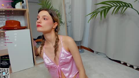 Snapshot of vibes_of_joy chatting on February 2025 07:07:02 AM Mikky online show from February 2025 07:07:02 AM