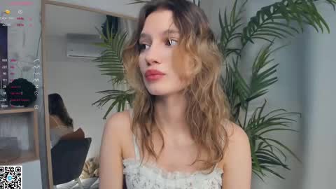 Snapshot of vibes_of_joy chatting on February 2025 07:22:01 AM Mikky online show from February 2025 07:22:01 AM