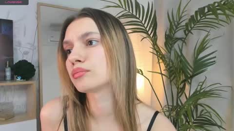 Snapshot of vibes_of_joy chatting on March 2025 02:26:01 PM Mikky online show from March 2025 02:26:01 PM